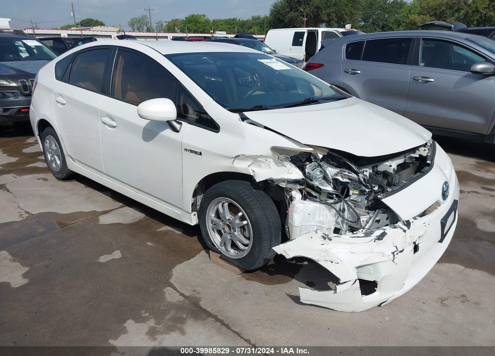 2011 TOYOTA PRIUS TWO VIN: JTDKN3DU2B0285022