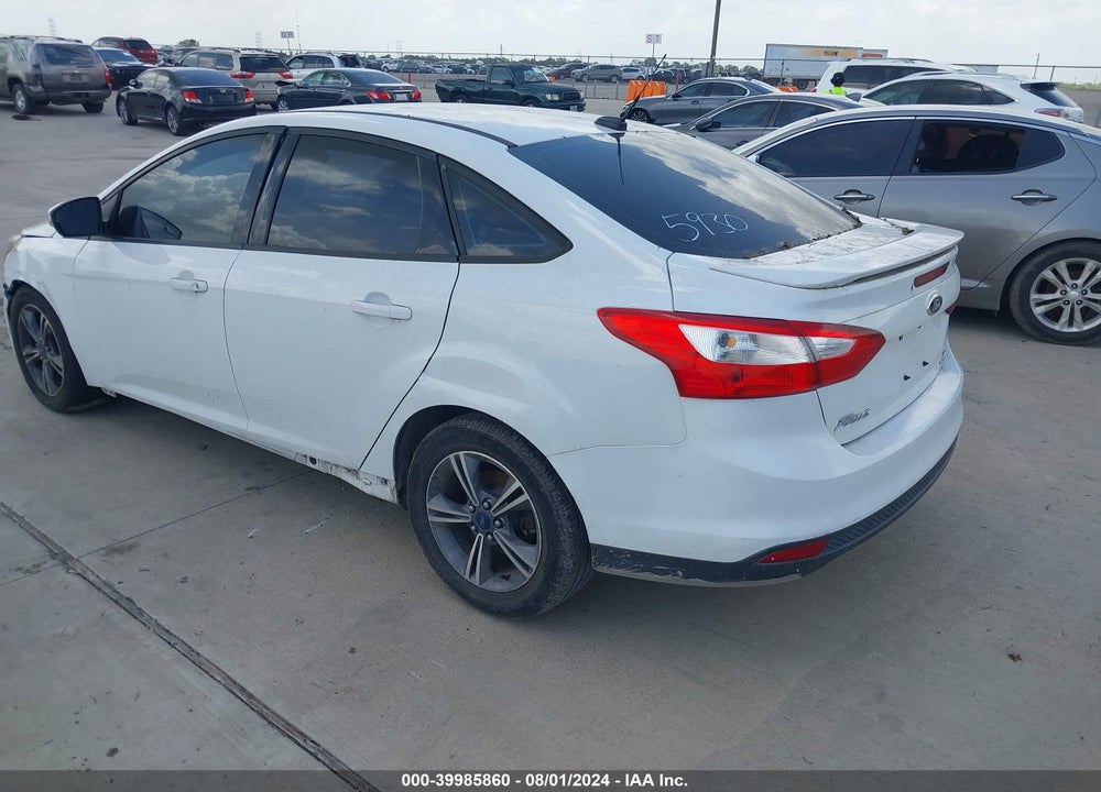 2014 FORD FOCUS SE VIN: 1FADP3F2XEL275930