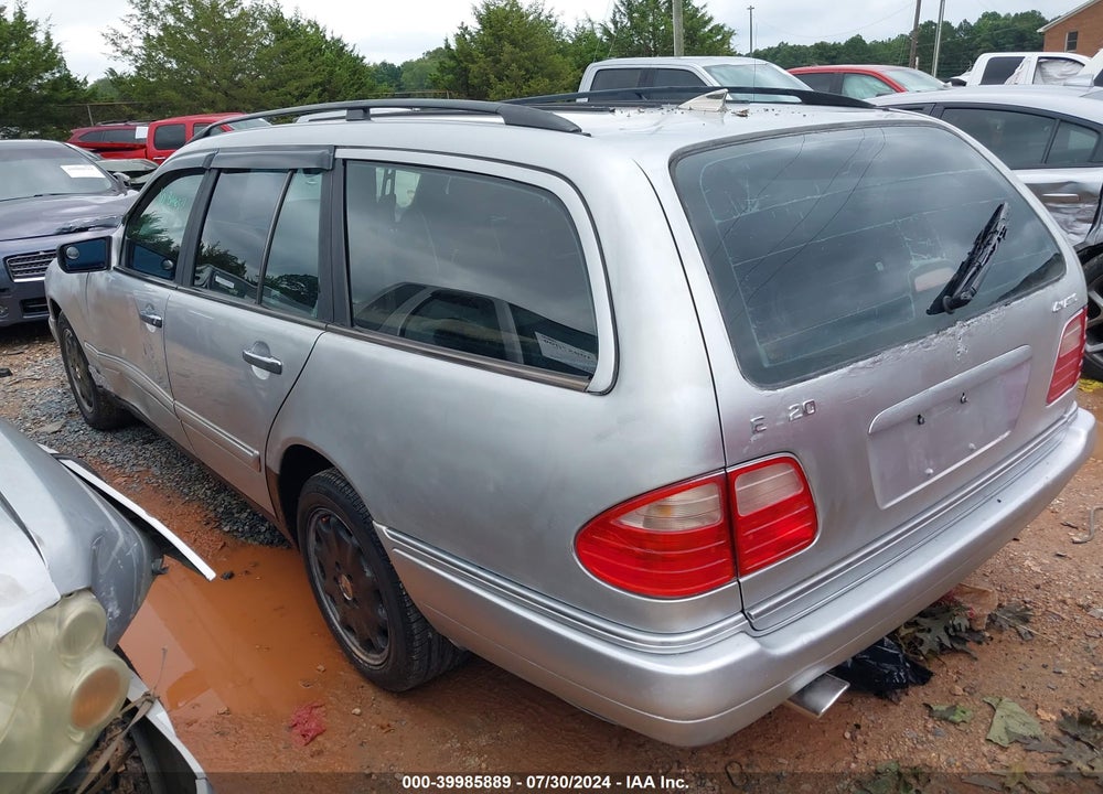1999 MERCEDES-BENZ E 320 AWD VIN: WDBJH82F5XX021861