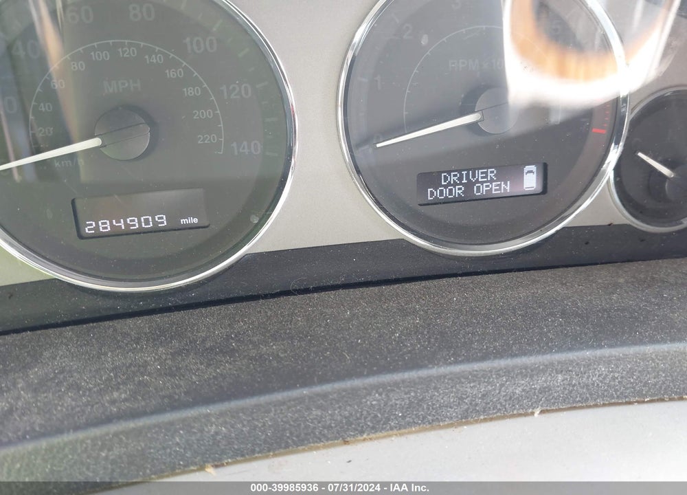2008 JEEP GRAND CHEROKEE LIMITED VIN: 1J8HR58N88C186587