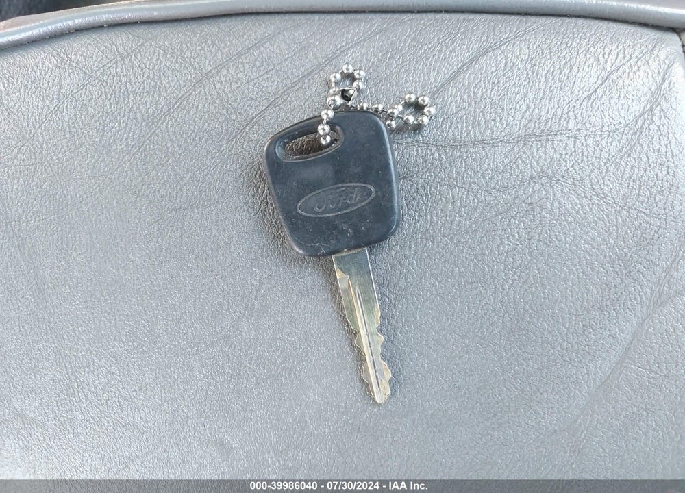 2003 FORD MUSTANG VIN: 1FAFP44433F420823