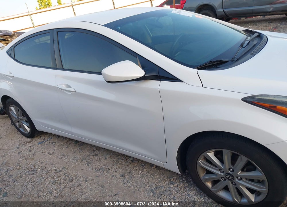 2014 HYUNDAI ELANTRA SE VIN: 5NPDH4AE5EH498623