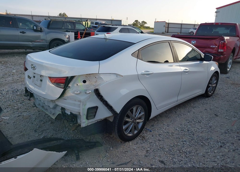 2014 HYUNDAI ELANTRA SE VIN: 5NPDH4AE5EH498623