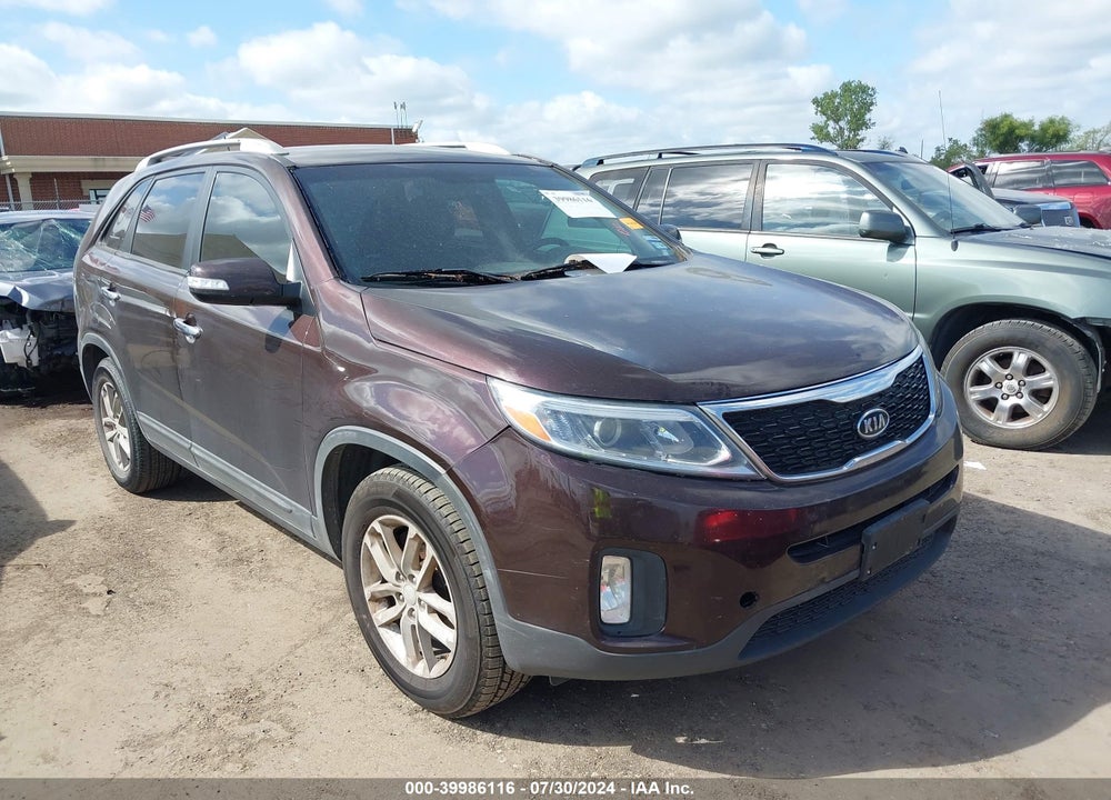 2014 KIA SORENTO LX VIN: 5XYKT4A62EG542986