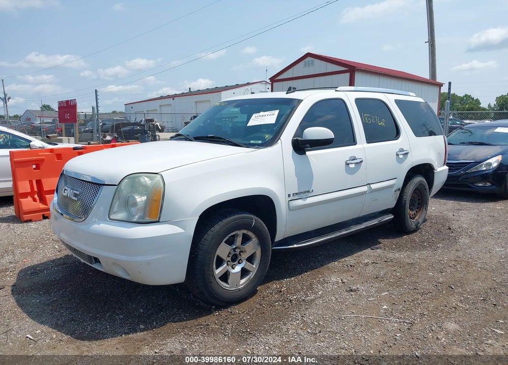 2007 GMC YUKON DENALI VIN: 1GKFK63807J311400