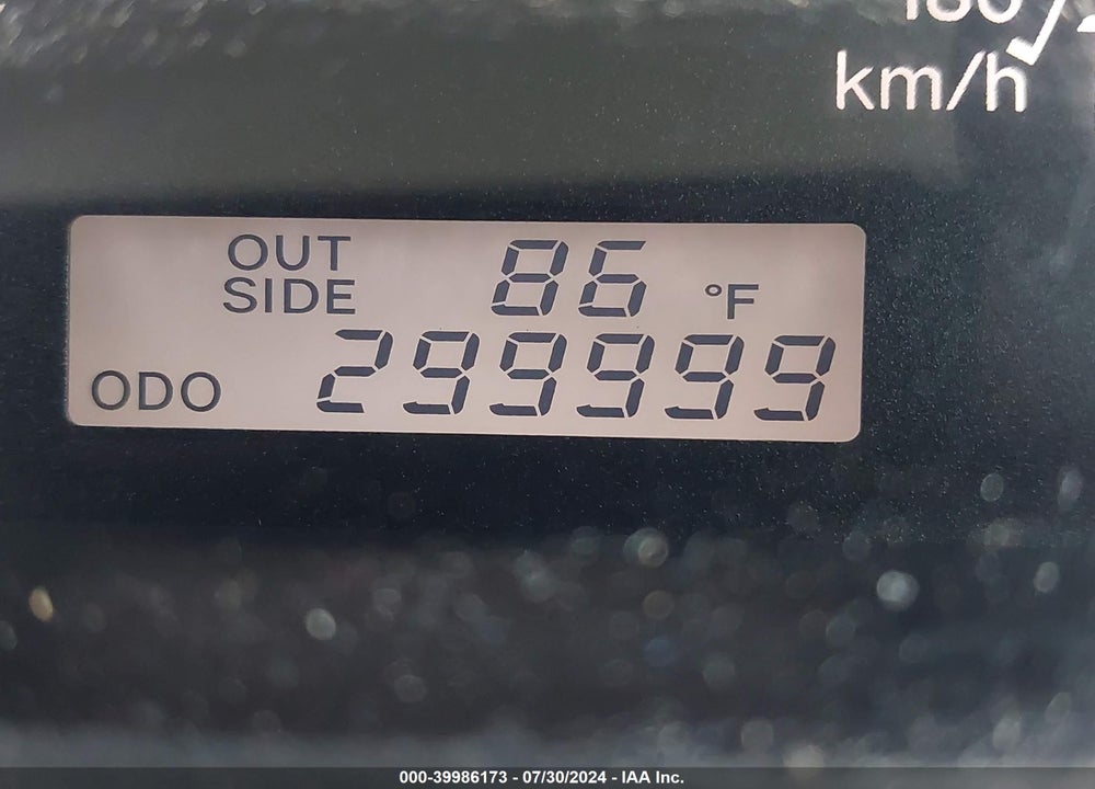 2006 TOYOTA COROLLA LE VIN: 1NXBR32E56Z690396