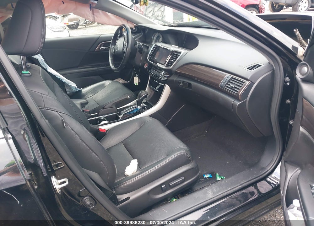 2016 HONDA ACCORD EX-L V-6 VIN: 1HGCR3F84GA001093