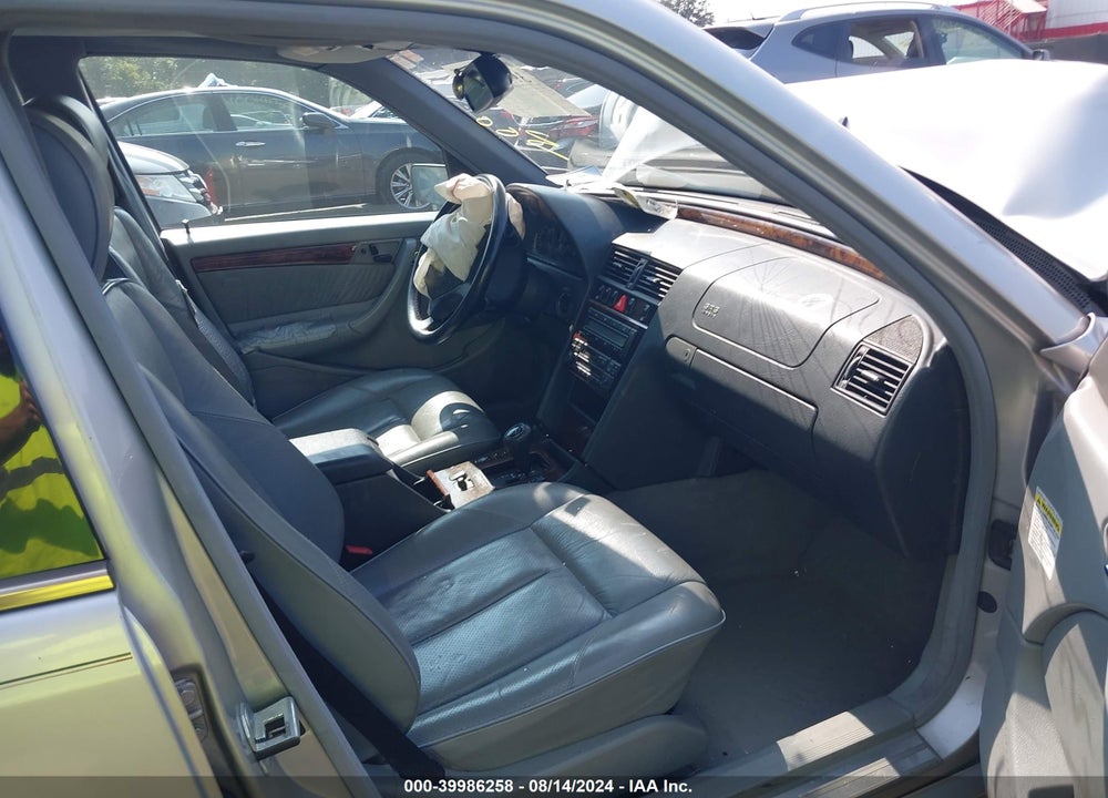 1998 MERCEDES-BENZ C 280 VIN: WDBHA29G4WF738349