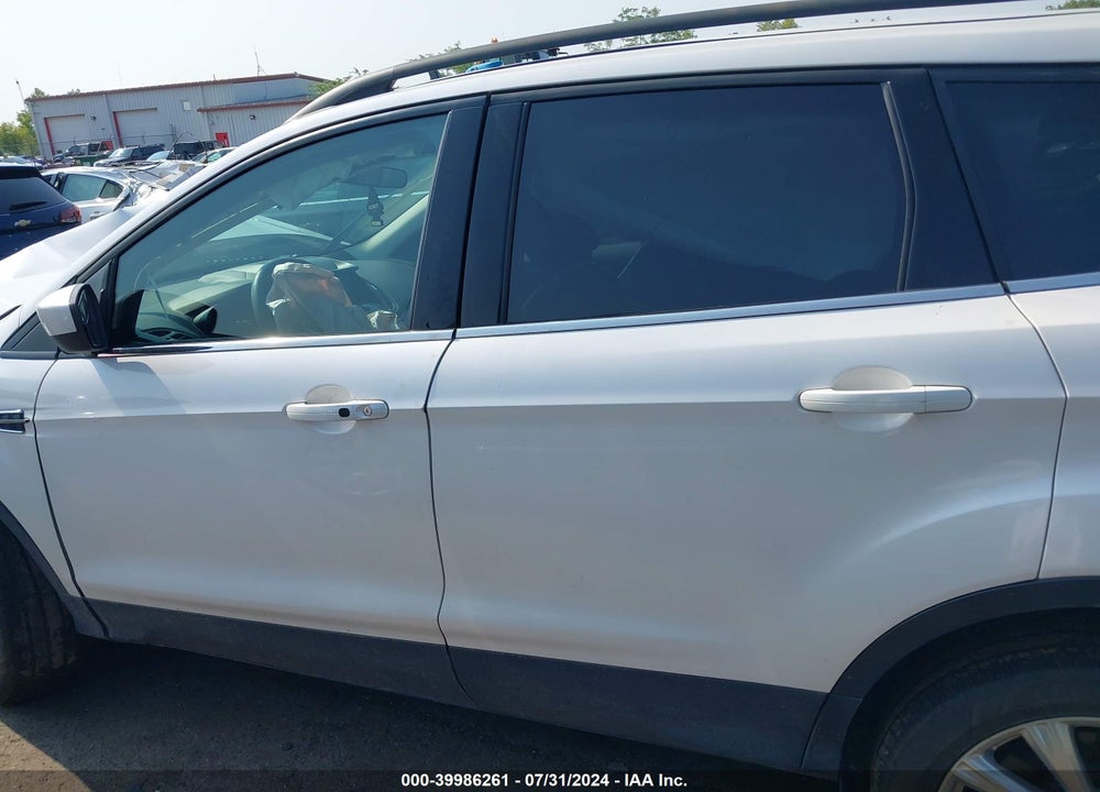 2019 FORD ESCAPE SEL VIN: 1FMCU9HD9KUA98594