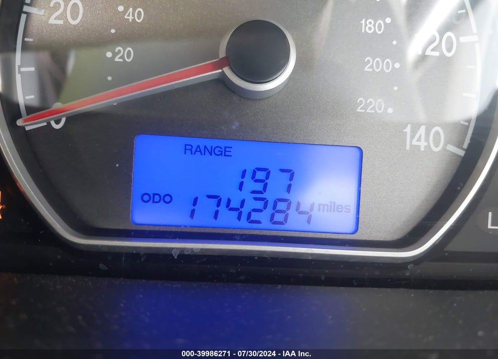 2008 HYUNDAI ELANTRA GLS/SE VIN: KMHDU46D58U530133