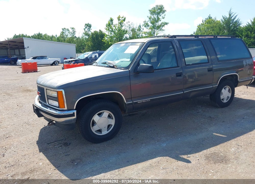 1992 GMC SUBURBAN K1500 VIN: 1GKFK16K8NJ700860
