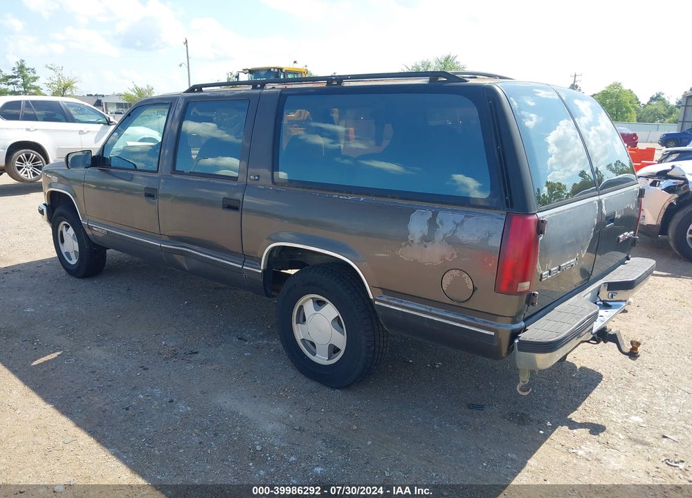 1992 GMC SUBURBAN K1500 VIN: 1GKFK16K8NJ700860