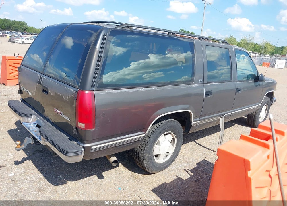 1992 GMC SUBURBAN K1500 VIN: 1GKFK16K8NJ700860