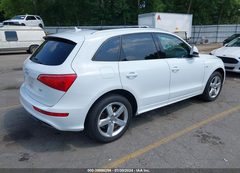 2012 AUDI Q5 3.2 PREMIUM VIN: WA1WKAFP3CA021786