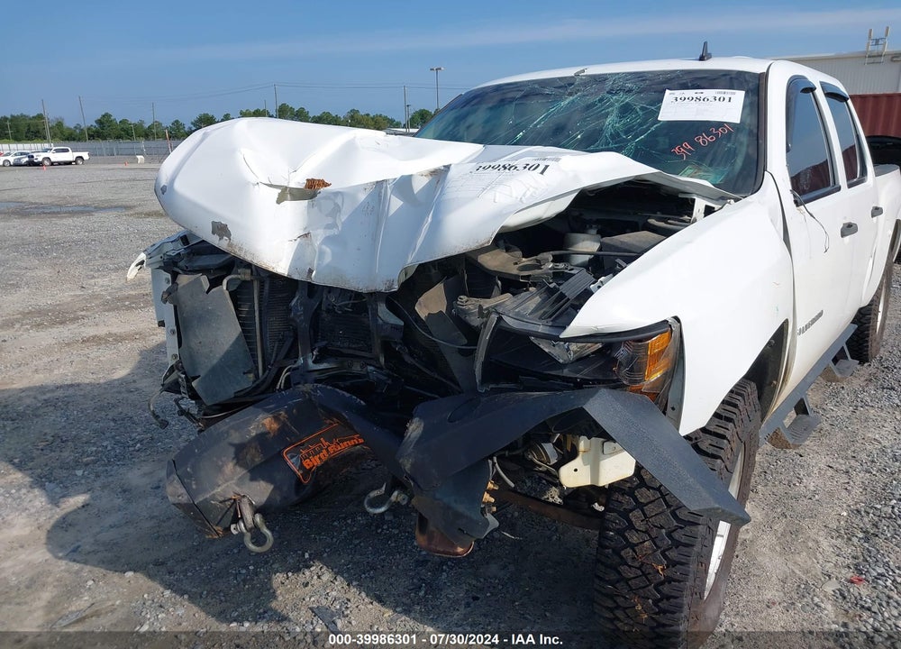 2011 CHEVROLET SILVERADO 1500 LT VIN: 3GCPKSE37BG215235