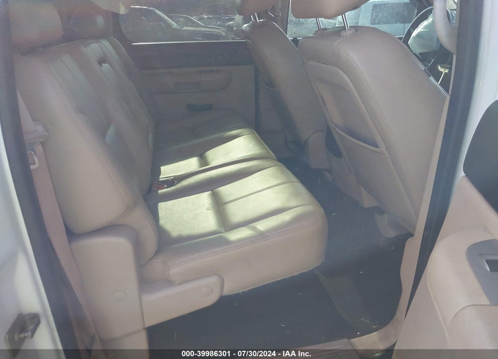 2011 CHEVROLET SILVERADO 1500 LT VIN: 3GCPKSE37BG215235