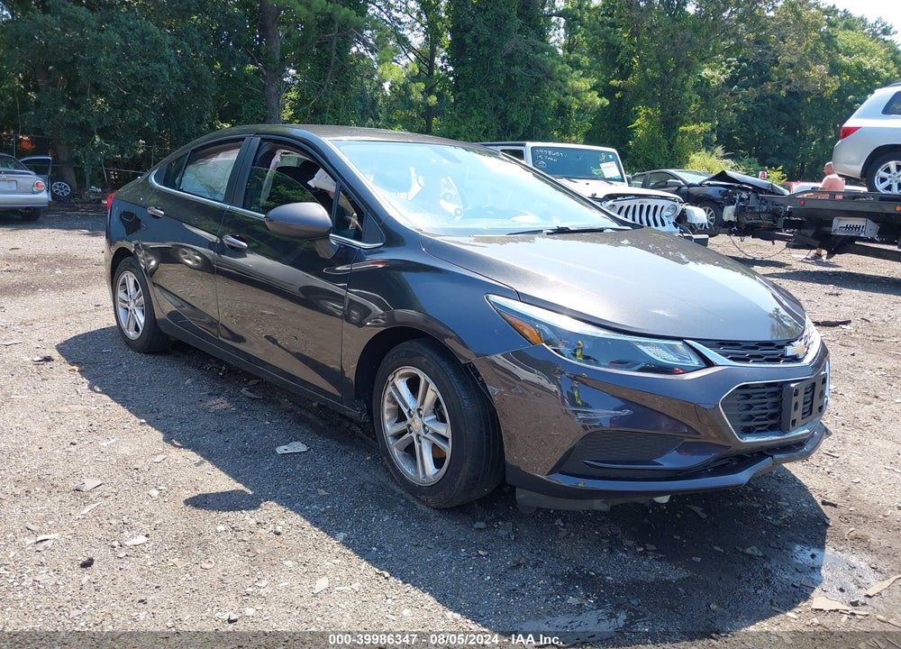 2017 CHEVROLET CRUZE LT AUTO VIN: 1G1BE5SM2H7154809