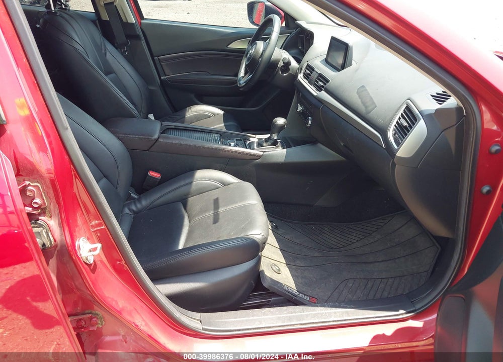 2018 MAZDA 3 TOURING VIN: 3MZBN1V30JM248070