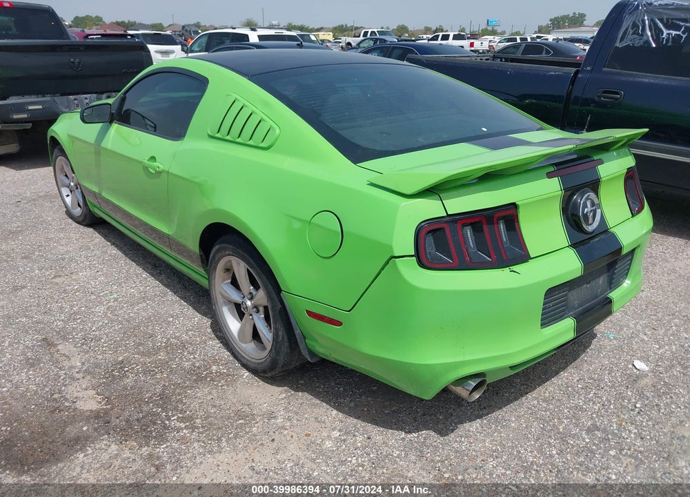2014 FORD MUSTANG V6 VIN: 1ZVBP8AM5E5241046