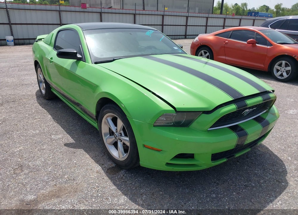2014 FORD MUSTANG V6 VIN: 1ZVBP8AM5E5241046