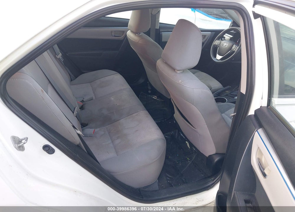 2015 TOYOTA COROLLA LE VIN: 5YFBURHE7FP305186