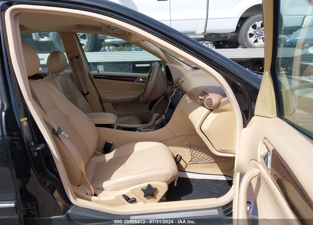 2002 MERCEDES-BENZ C 240 VIN: WDBRF61J62F241088
