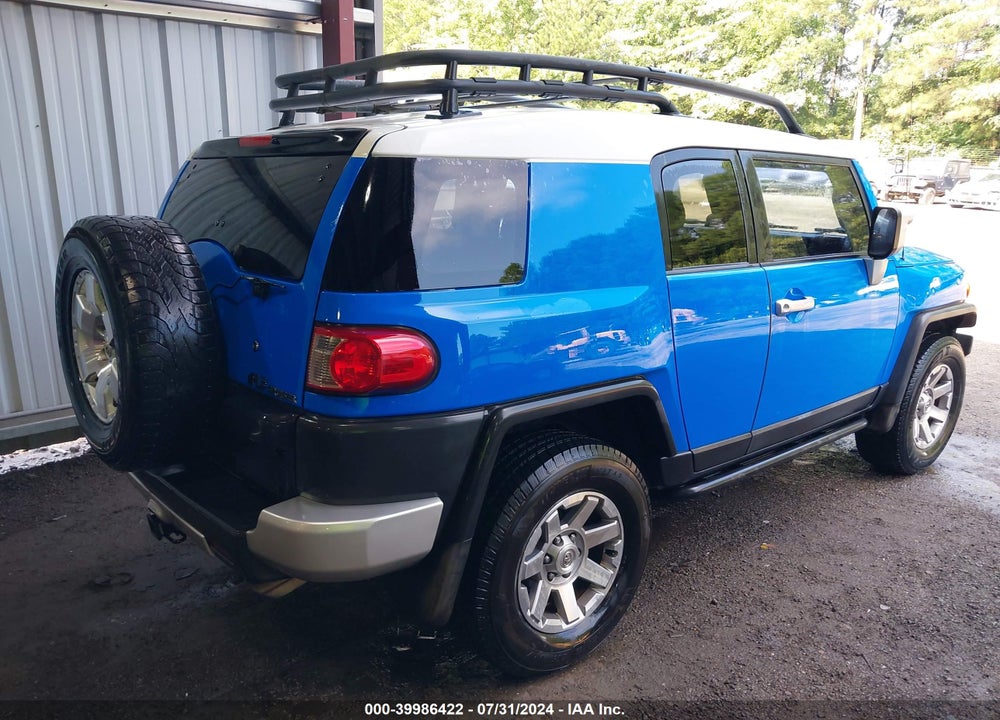 2007 TOYOTA FJ CRUISER VIN: JTEBU11F770037686