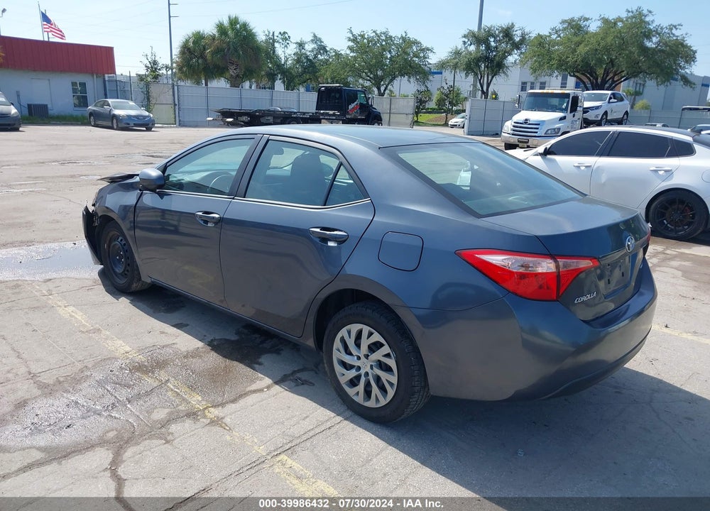 2017 TOYOTA COROLLA LE VIN: 5YFBURHE6HP655153