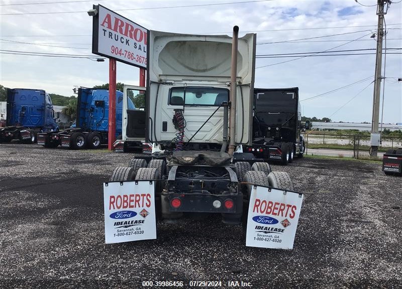 2016 INTERNATIONAL 8600 8600 VIN: 3HSHXSNR7GN001415