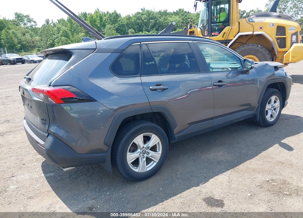 2019 TOYOTA RAV4 XLE VIN: 2T3P1RFV7KC058237