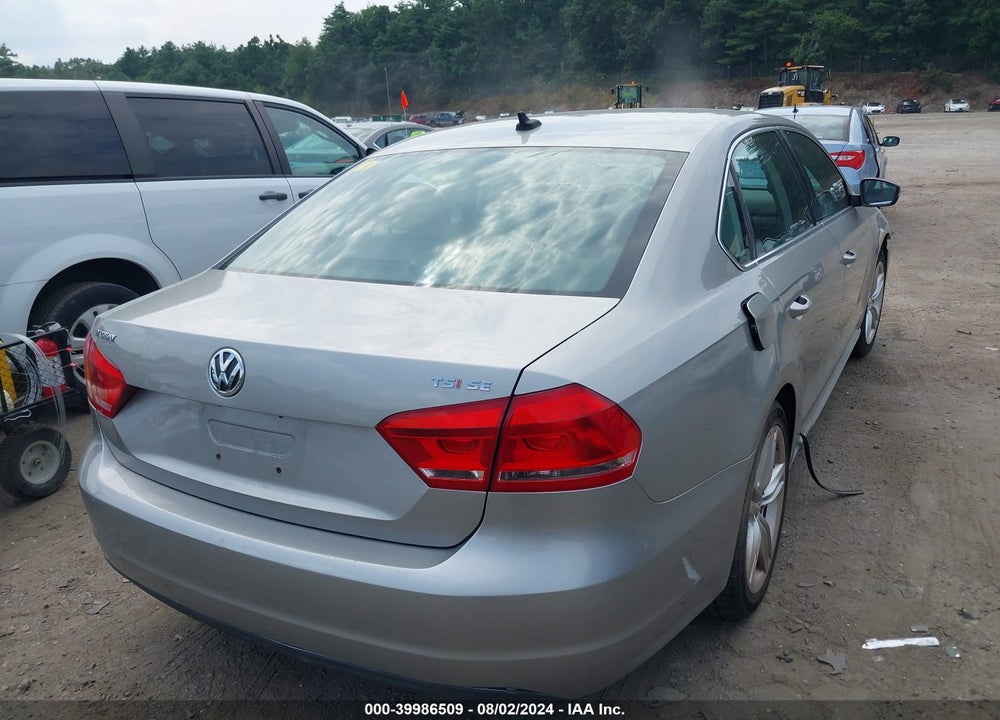 2014 VOLKSWAGEN PASSAT 1.8T SE VIN: 1VWBT7A38EC089529
