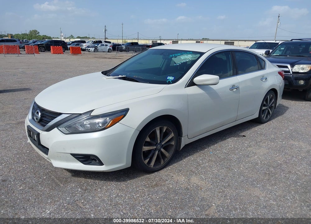 2016 NISSAN ALTIMA 2.5 SR VIN: 1N4AL3AP5GN384238