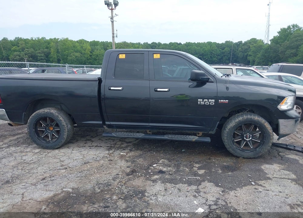 2017 RAM 1500 SLT QUAD CAB 4X2 6'4 BOX VIN: 1C6RR6GT6HS661894