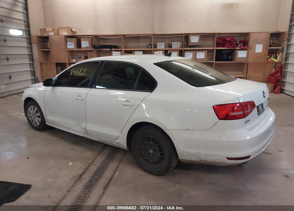 2015 VOLKSWAGEN JETTA 2.0L S VIN: 3VW2K7AJ5FM412453