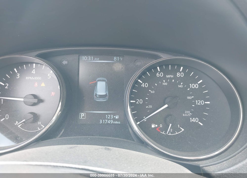 2017 NISSAN ROGUE S VIN: JN8AT2MTXHW136807
