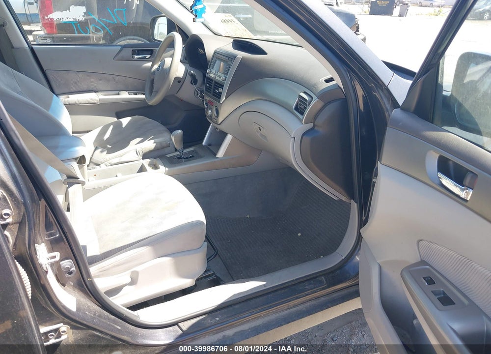 2010 SUBARU FORESTER 2.5X PREMIUM VIN: JF2SH6CC1AH781562