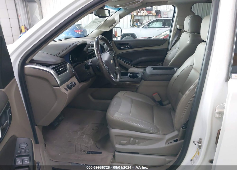 2017 CHEVROLET SUBURBAN LT VIN: 1GNSKHKC4HR276303
