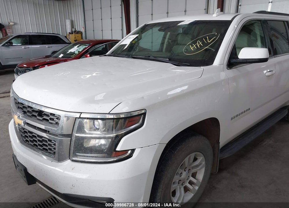 2017 CHEVROLET SUBURBAN LT VIN: 1GNSKHKC4HR276303