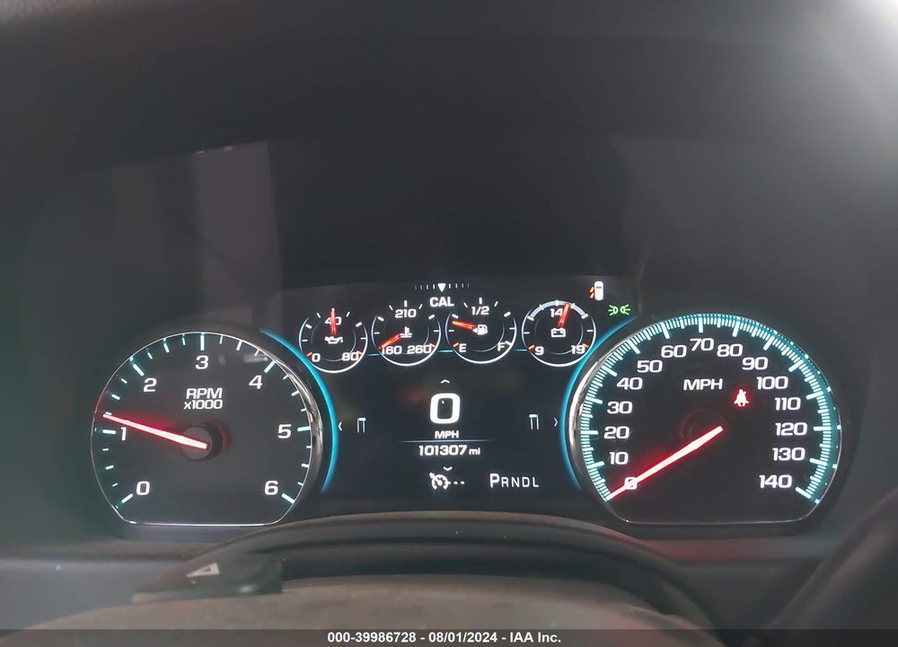 2017 CHEVROLET SUBURBAN LT VIN: 1GNSKHKC4HR276303