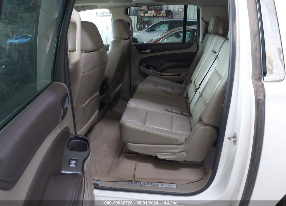 2017 CHEVROLET SUBURBAN LT VIN: 1GNSKHKC4HR276303