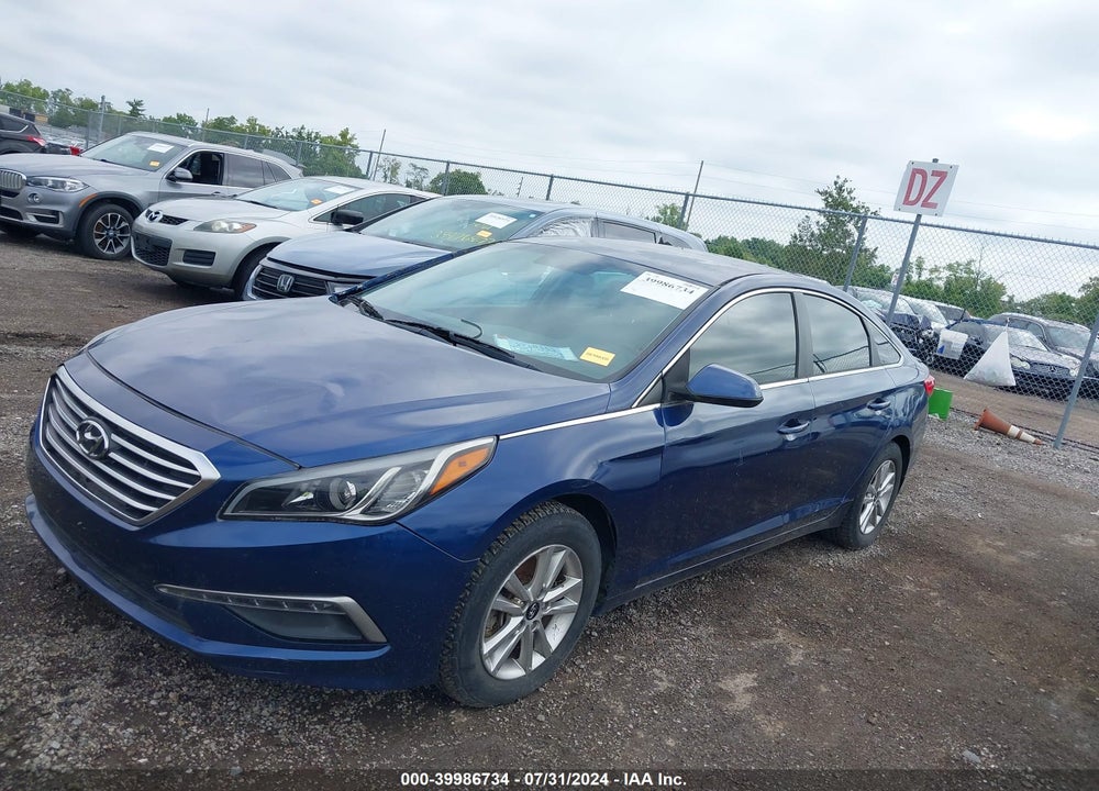 2015 HYUNDAI SONATA SE VIN: 5NPE24AF8FH227460