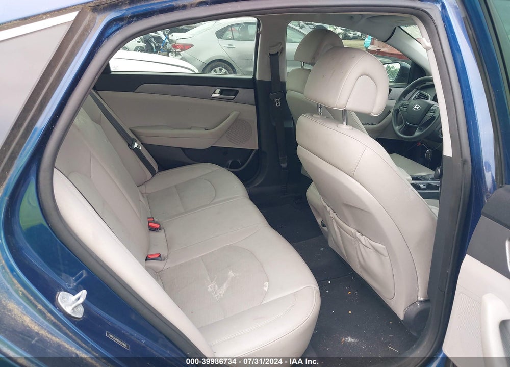 2015 HYUNDAI SONATA SE VIN: 5NPE24AF8FH227460