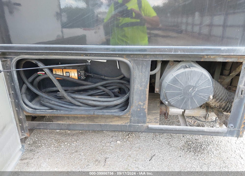 2009 ROADMASTER RAIL STRAIGHT RAIL VIN: 1RF3B326192049292