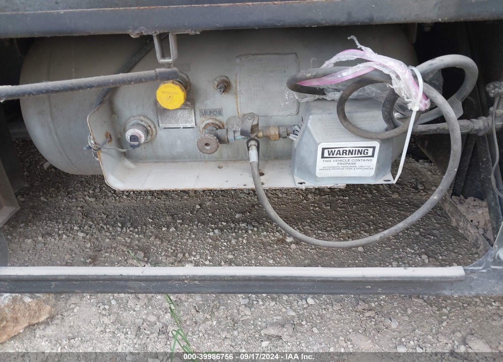 2009 ROADMASTER RAIL STRAIGHT RAIL VIN: 1RF3B326192049292