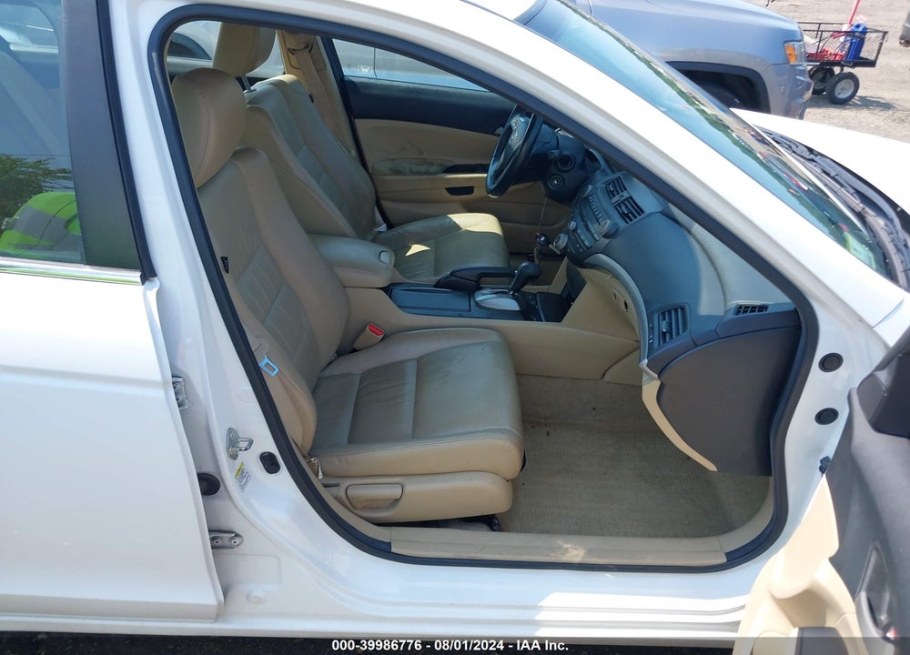 2011 HONDA ACCORD 2.4 SE VIN: 1HGCP2F66BA119878