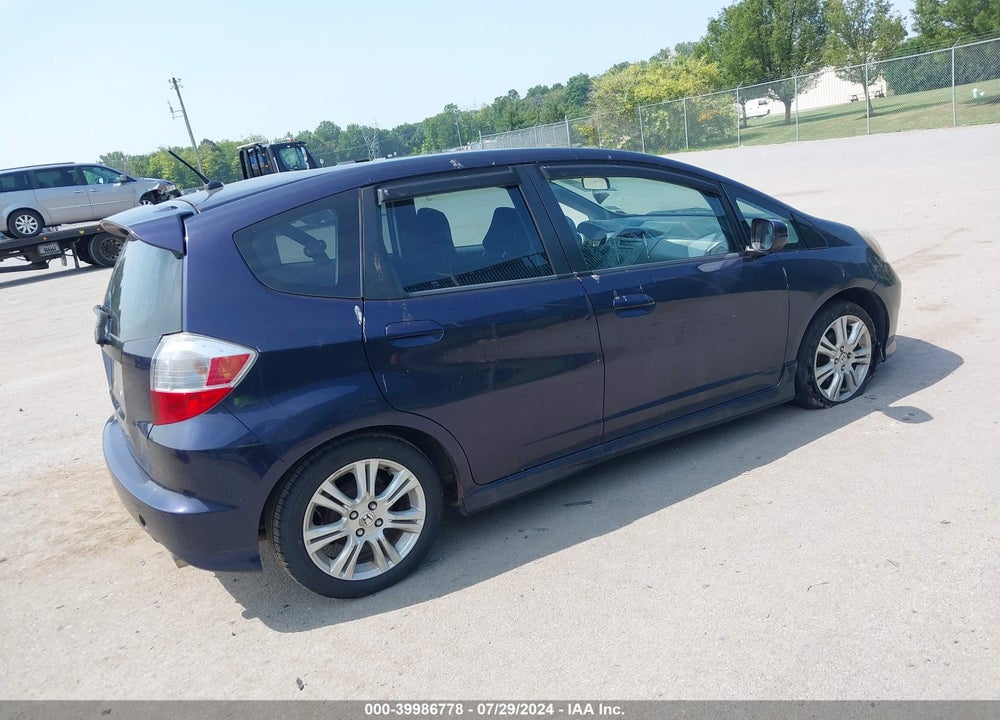 2009 HONDA FIT SPORT VIN: JHMGE88479S069032