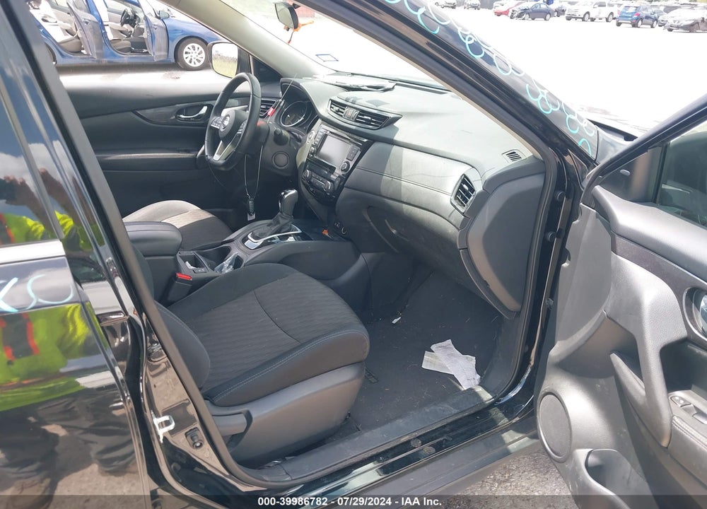 2019 NISSAN ROGUE SV VIN: 5N1AT2MT8KC714452