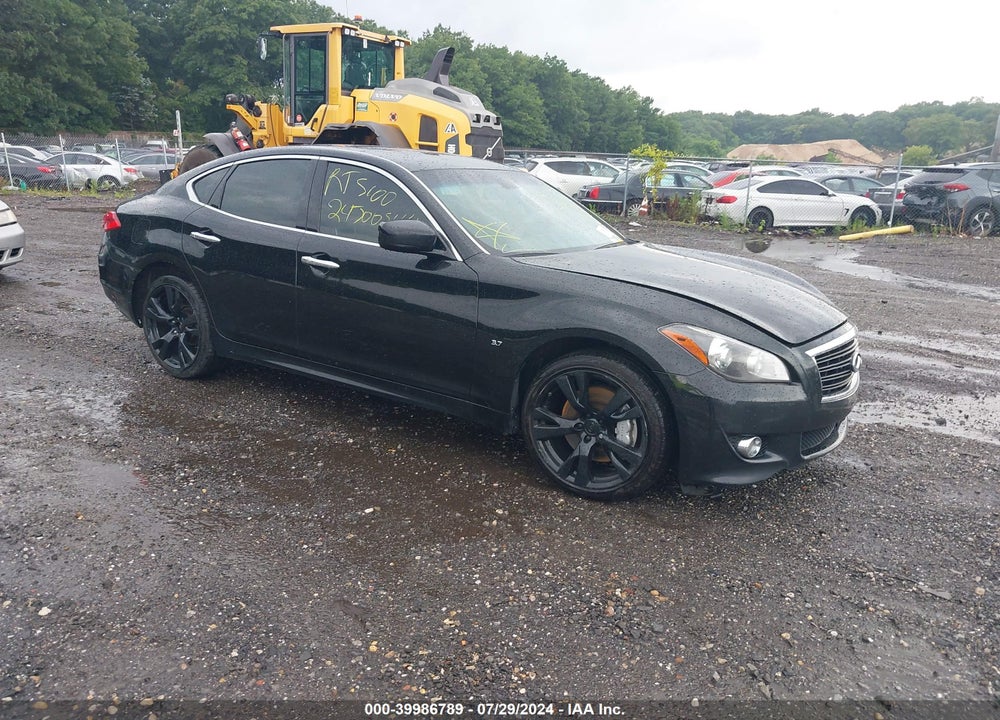 2014 INFINITI Q70 3.7X VIN: JN1BY1AR2EM320685