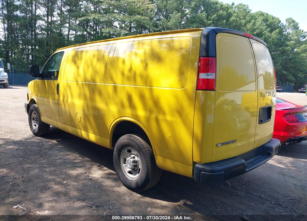 2021 CHEVROLET EXPRESS CARGO RWD 2500 REGULAR WHEELBASE WT VIN: 1GCWGAF71M1168763