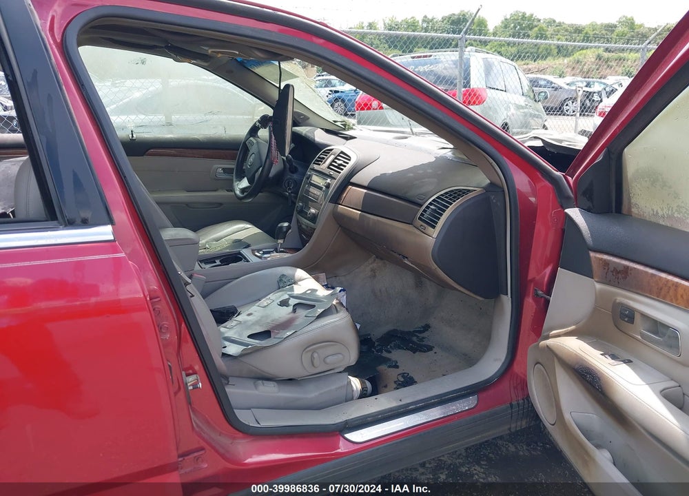 2008 CADILLAC SRX V6 VIN: 1GYEE637X80131915
